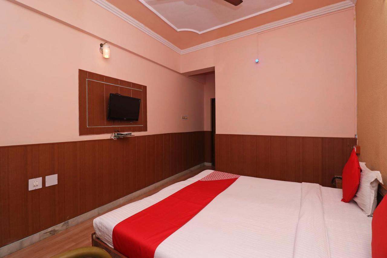 Oyo 8379 Hotel Kamal Lucknow Esterno foto