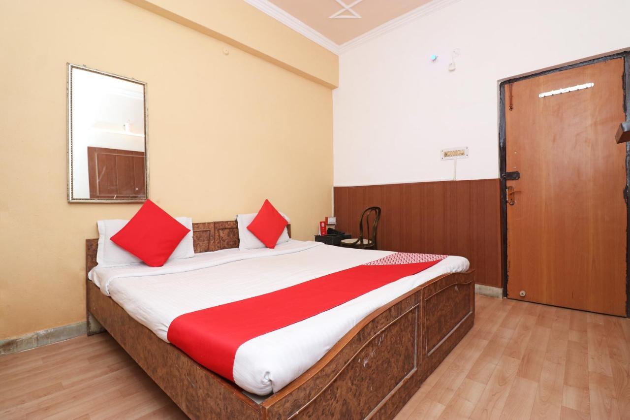 Oyo 8379 Hotel Kamal Lucknow Esterno foto